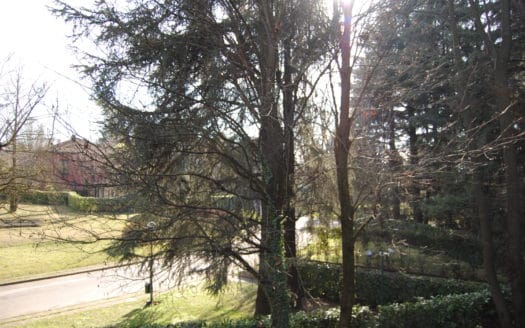 On sale beautifull villa with a large garden