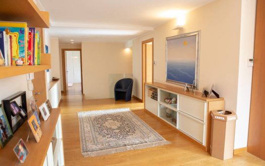 Villa with swimming pool for sale in Lesmo