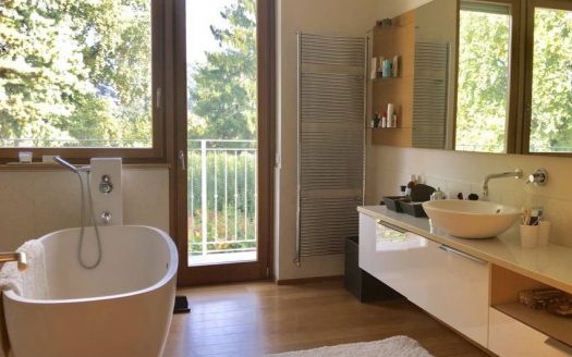 Villa with swimming pool for sale in Lesmo