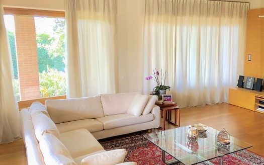 Villa with swimming pool for sale in Lesmo