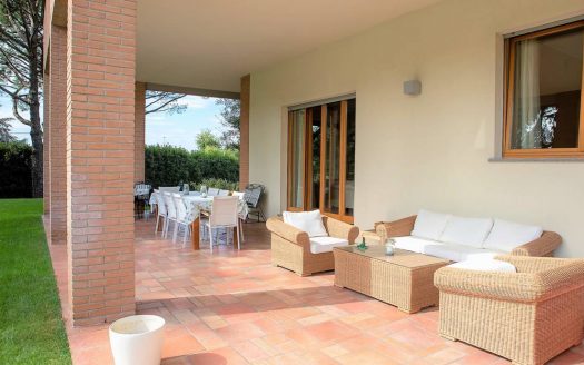 Villa with swimming pool for sale in Lesmo