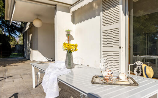 Villa di Prestigio in Vendita vicino a Como