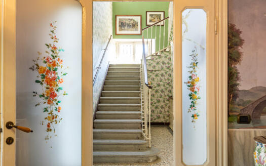 Villa di Prestigio in Vendita vicino a Como