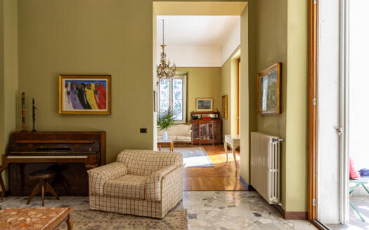 Villa di Prestigio in Vendita vicino a Como