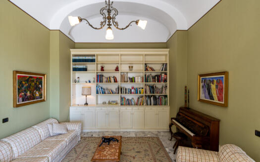 Villa di Prestigio in Vendita vicino a Como