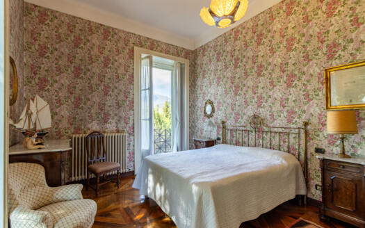 Villa di Prestigio in Vendita vicino a Como