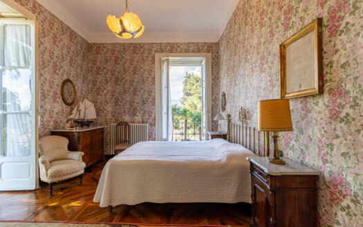 Villa di Prestigio in Vendita vicino a Como