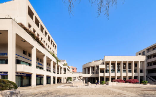 Attico di Prestigio in Vendita a Monza