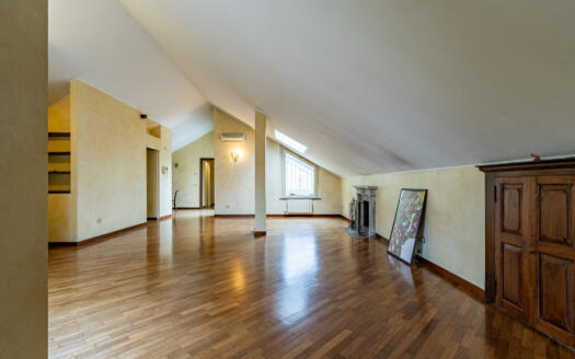 Attico in vendita ad Arcore