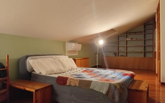 Attico in affitto ad Arcore, su due livelli con terrazzi e ascensore privato, in residence signorile