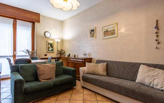 Bilocale con cucina abitabile e balcone nel cuore di Vimercate