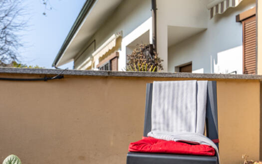 Ampia Villa a Schiera centrale con giardino fronte/retro